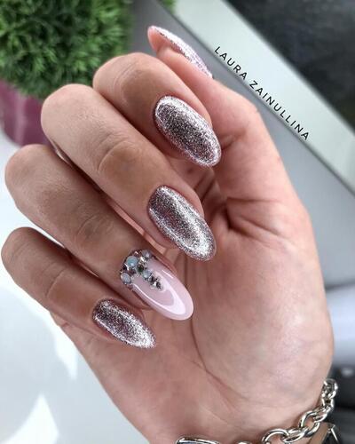 ongles de mariage paillettes