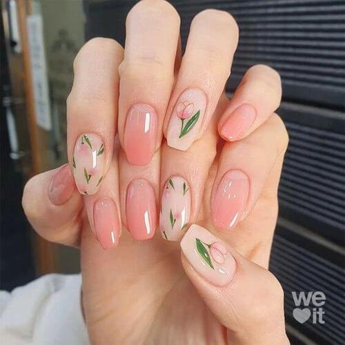 ongles de mariage avec fleurs