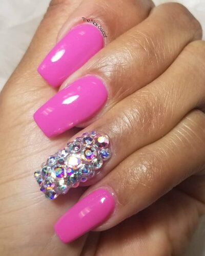 ongles roses barbie