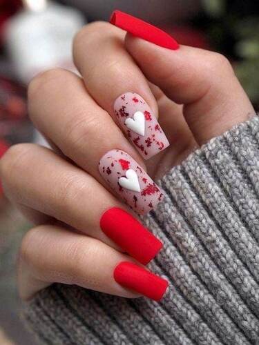 ongles saint valentin coeur