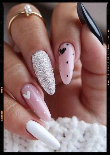 ongles saint valentin paillettes