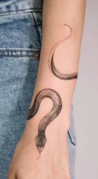 tatouage serpent