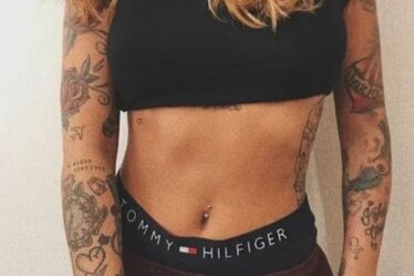 tatouage bras femme