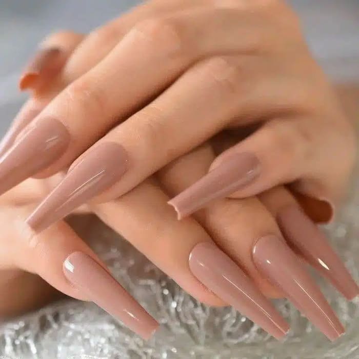 ongles nude