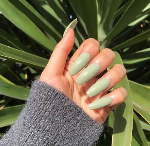 ongles printemps vert