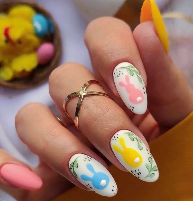 ongles de pâques avec lapin