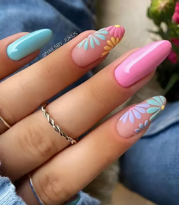 ongles mars fleurs