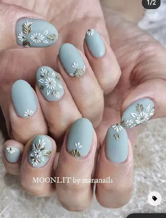 ongles mars fleurs