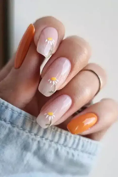 ongles mars fleurs