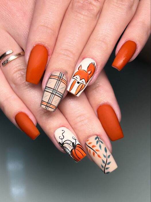 ongles orange automne