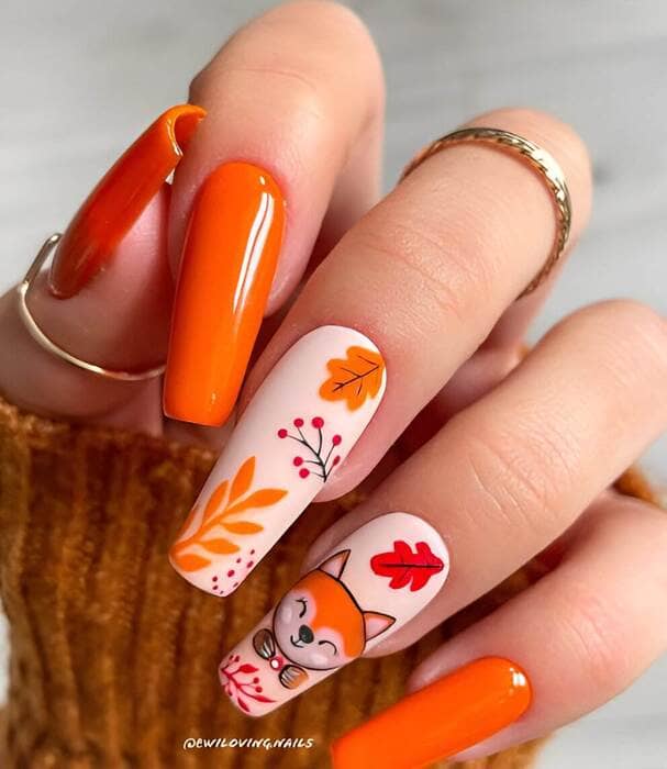 ongles automne avec feuilles