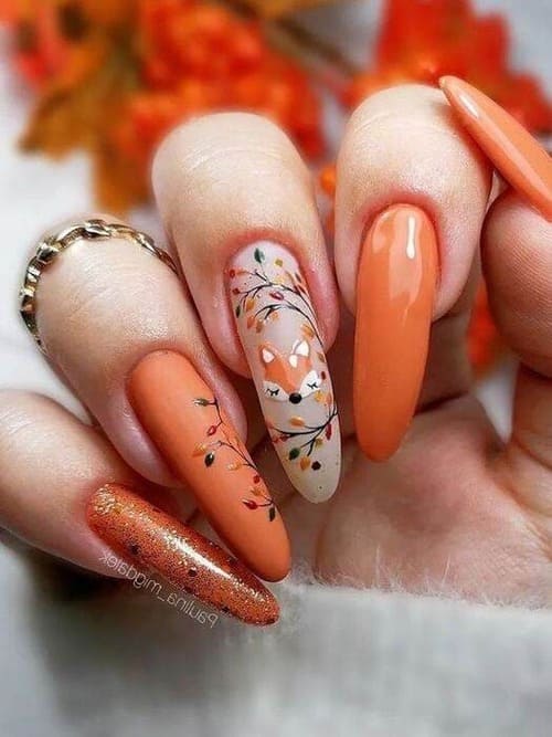 ongles automne avec feuilles