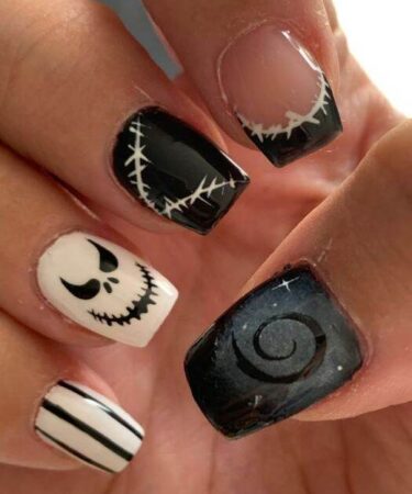 ongles halloween courts