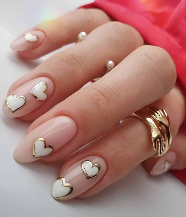 ongles St-Valentin coeurs