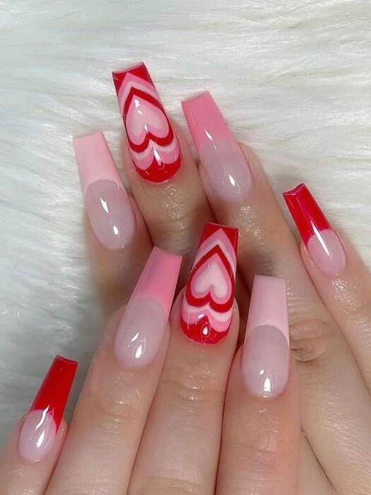 ongles St-Valentin coeurs